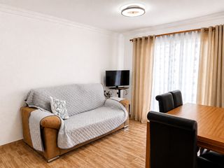 Rent Apartment  Calle san eugenio. ?? alquiler de apartamento en segunda línea de playa | estancia