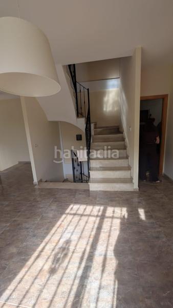 Foto 51b20cc8-b605-42c3-a3da-b276c011f2c0. Casa adosada adosado en venta en Montroy