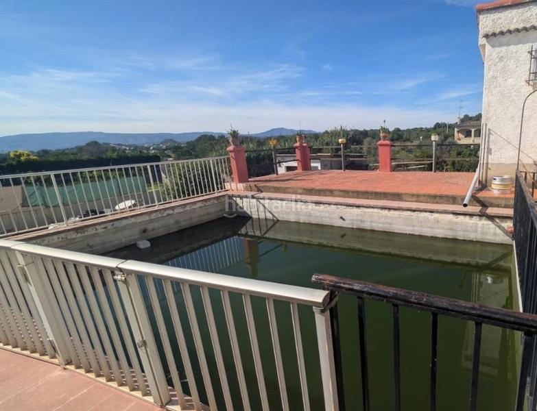 Foto 0b8a9ee5-6050-4123-bfb9-4ed7050d15e3. Trapasso locale commerciale in Monserrat