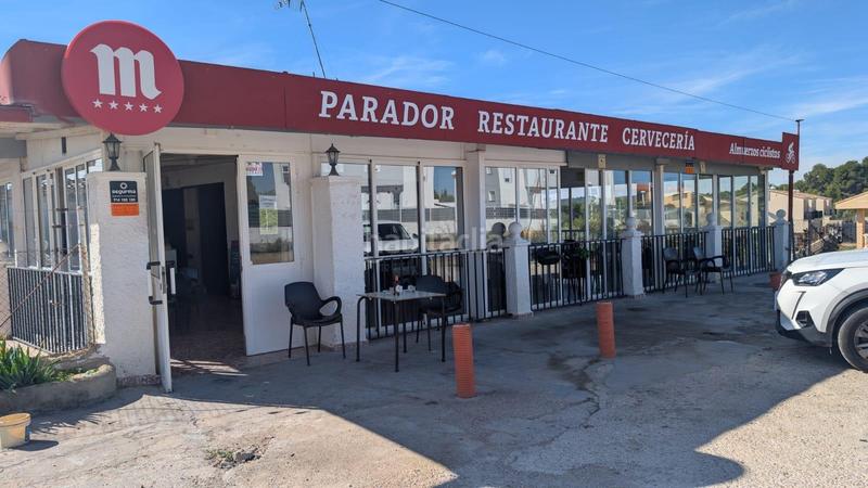 Foto 6e913688-e276-46d4-ba02-4edc6a79cec9. Trapasso locale commerciale in Monserrat