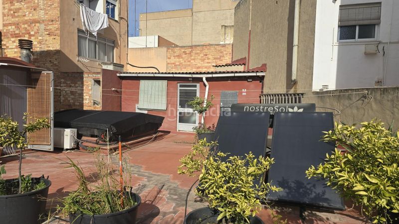 Foto ef1ac94f-b89c-444f-ac6e-f6f98d02638f. Casa amb aparcament a Albal