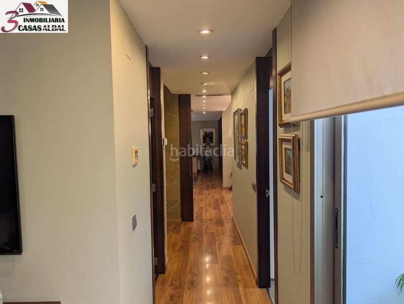 Foto 762ca39f-2776-42fb-9cb3-8a197bd49910. Casa  benetusser en Cortes-Huertas Madrid