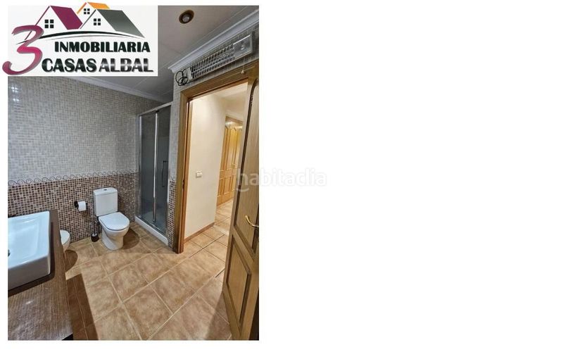 Foto c789b95f-84ed-4ee7-90a5-6e282e3faead. Casa  en Albal