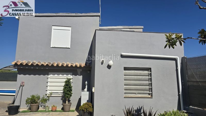 Foto 4282a1f1-e21a-44a4-aae1-22e30b8c31a5. Xalet amb aparcament piscina a Valterna Paterna
