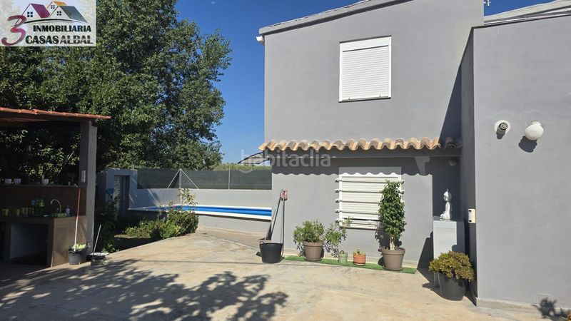 Foto 799b8c5e-8a1b-4a28-9f99-19309024fe82. Xalet amb aparcament piscina a Valterna Paterna
