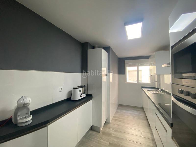Foto d17f12e7-1cff-4354-b7a3-444b3b3adfa1. Appartamento con riscaldamento in Isla Chica Huelva