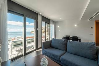 Lloguer Pis  Avinguda de josé díaz pacheco. Apartamento de 2 dormitorios con terraza