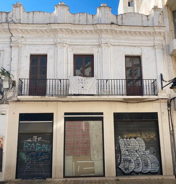 Foto 4b78469d-5dd2-4ee9-bb0a-16ea617ec2e0. House in Centro Huelva