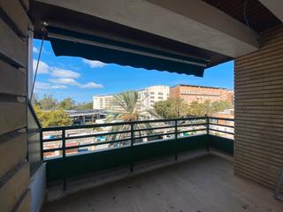 Pis  Calle gravina. Fantstico piso reformado en el centro de huelva