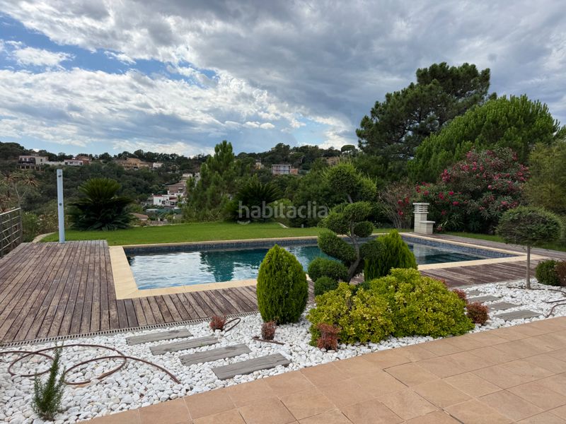 Foto c8d05d36-9b58-4509-83a3-13e33d63ee9b. Casa amb xemeneia calefacció aparcament piscina a Lloret de Mar