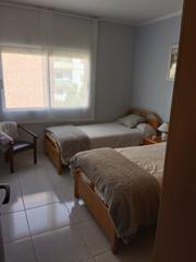 Pis a Carrer prades 10. Piso calle prades