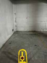 Miete Autoparkplatz in Carrer del sindicat 1. Plaza de parking en alquiler