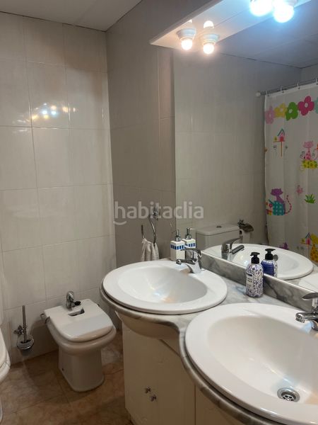 Foto c6d935f0-67e1-4d62-980e-c6ba1866ba07. Casa adossada amb aparcament a casc antic - nou Cambrils Cambrils