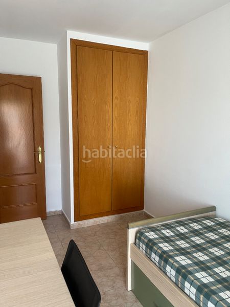 Foto f37c7e30-1228-40f0-b62a-66b2c72668d9. Casa adossada amb aparcament a casc antic - nou Cambrils Cambrils