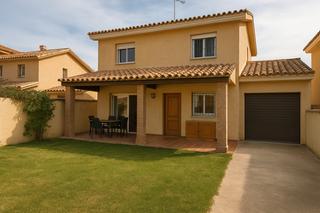 Chalet dans Calle afrodita 19. Encantadora casa de 2 plantas con jardn en zona familiar en pue