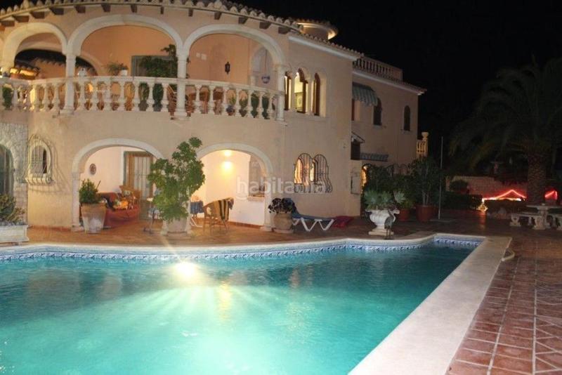 Foto 40debbd9-36ab-4fd9-800d-f6f4efd3ee9b. Xalet amb calefacció aparcament piscina a Cala Advocat-Baladrar Benissa