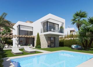 Xalet a Golf Bahía. Villa en finestrat con vistas panorámicas al mar y piscina costa