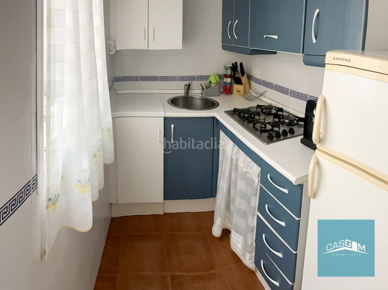 Foto 4d02e576-94e8-4248-afd8-b32babe29cd9. Rent semi detached house with fireplace parking pool in Islantilla