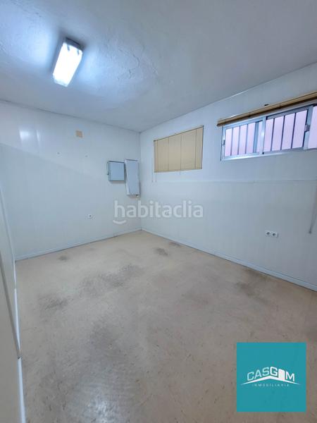 Foto 0a2cef61-8bba-4d12-aa2d-6d97944386ec. Xalet amb xemeneia aparcament a El Conquero Huelva