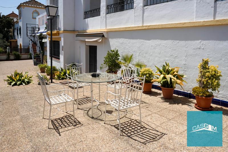 Foto 212040ee-90c6-4686-8569-f08996a08245. Xalet amb xemeneia aparcament a El Conquero Huelva