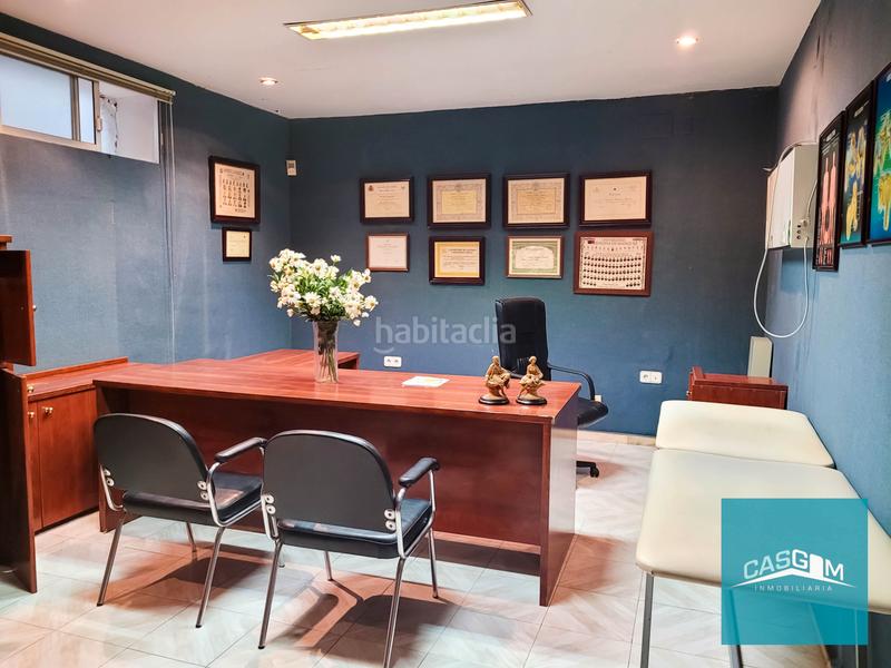 Foto 7fbf8623-ba7d-42d5-a6e0-ae83d58e88a9. Xalet amb xemeneia aparcament a El Conquero Huelva