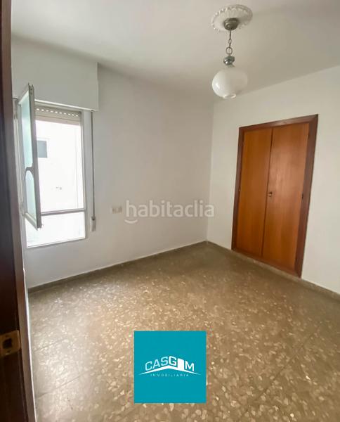 Foto 0b8d1daf-8518-4f20-8bcc-bf246b9cd491. Piso vivienda amplia, luminosa y adaptada en pleno Centro en Huelva