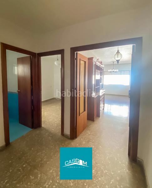Foto 2111b5aa-214c-4afb-a896-fa2832e3a578. Piso vivienda amplia, luminosa y adaptada en pleno Centro en Huelva