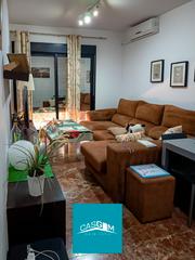 Appartement à Pescadería. Precioso piso en zona de pescadería, con ascensor y piscina comu