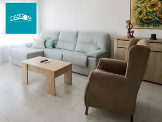 Pis  Avenida castilla. Tu refugio en la antilla – piso con terraza y vistas a solo 200