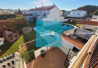 Maison jumelée  Avenida los príncipes. Espectacular chalet adosado con piscina, soleada y perfecta para