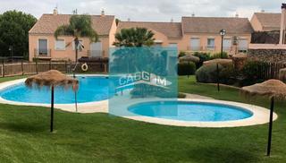 Reihenhaus  Avenida del deporte. Maravillosa casa en la antilla golf, con piscina, zona infantil