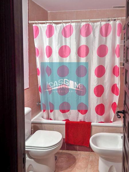 Foto 57af9f96-2159-47a0-ab74-88f924068c8b. Maison jumelée avec parking piscine dans Islantilla golf Islantilla