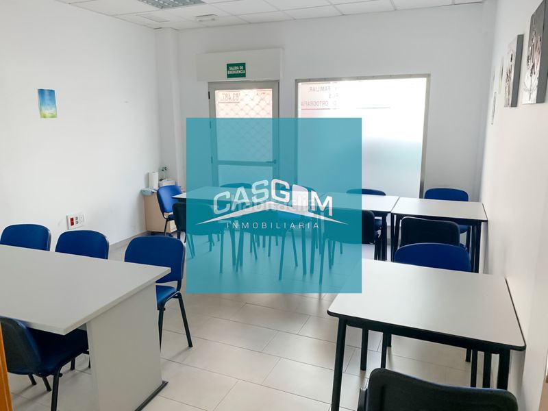Foto a98fff73-91c2-42fb-bc20-fba85a6d8893. Local comercial a Isla Chica Huelva