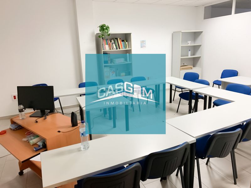 Foto f36f85b8-0e98-48b5-91b2-88dcf140d4d0. Local comercial a Isla Chica Huelva