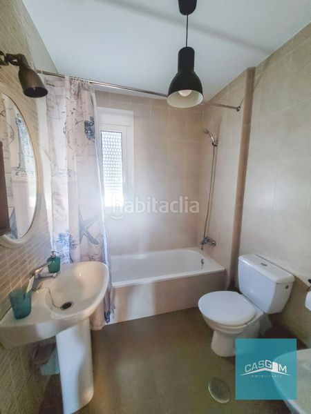 Foto 4c17d4d9-ac35-4654-a676-4259313f2db6. Casa adossada amb aparcament a Almonte Almonte