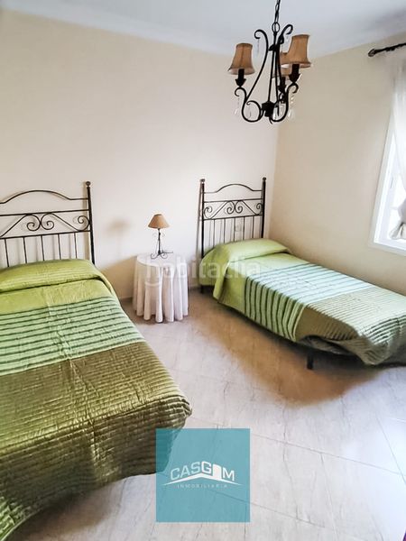 Foto 448e2b35-b549-4902-9f14-eb3758ec9db8. Casa adossada a Lepe