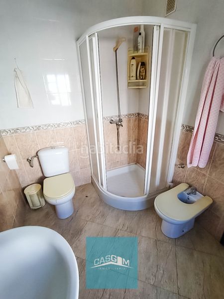 Foto a0f4c6f6-2531-4bef-a5a6-1e95a32207b4. Casa adossada a Lepe