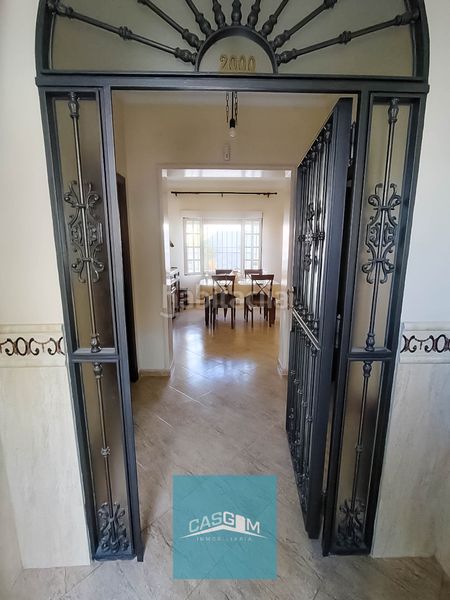 Foto bc7941a1-1d6c-4e17-8ec0-850d66c7f7e1. Casa adossada a Lepe