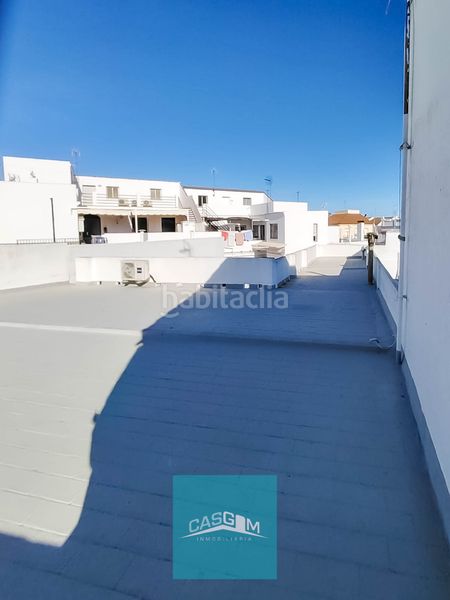 Foto ec9a5f0f-0866-4ff9-b56d-3121f7e35d20. Casa adossada a Lepe