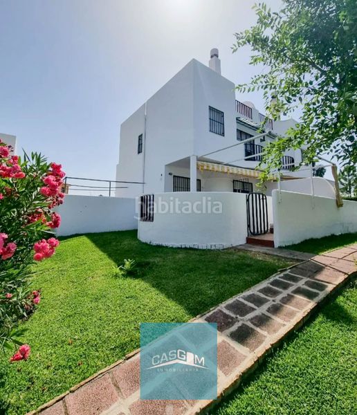 Foto daae7dac-c891-4d20-b54f-5d4d4a5a7376. Lloguer casa amb piscina a Lepe