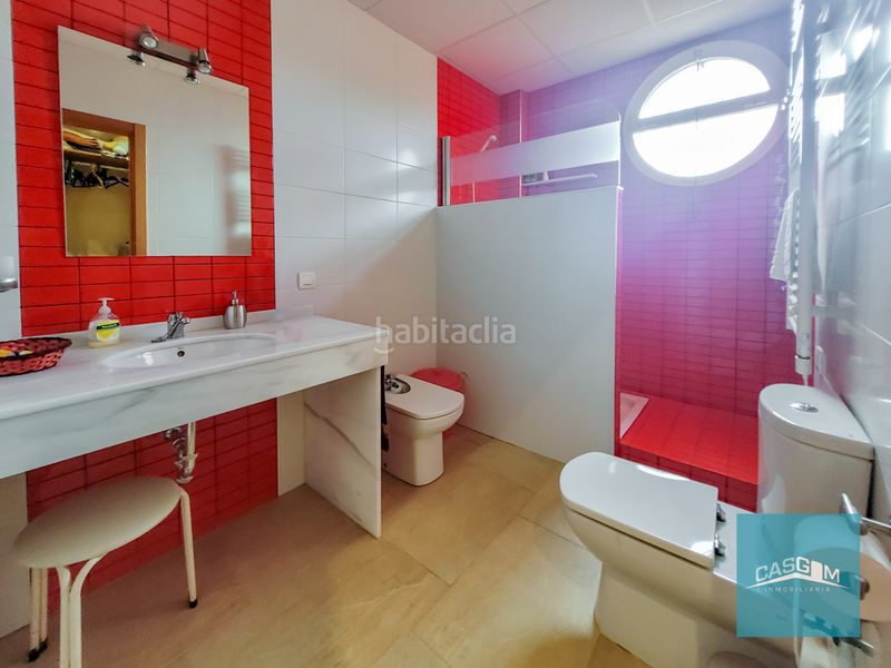 Foto 48f98fb2-393d-4af3-8d41-89a546c4dc61. Xalet amb xemeneia calefacció aparcament piscina a Aljaraque