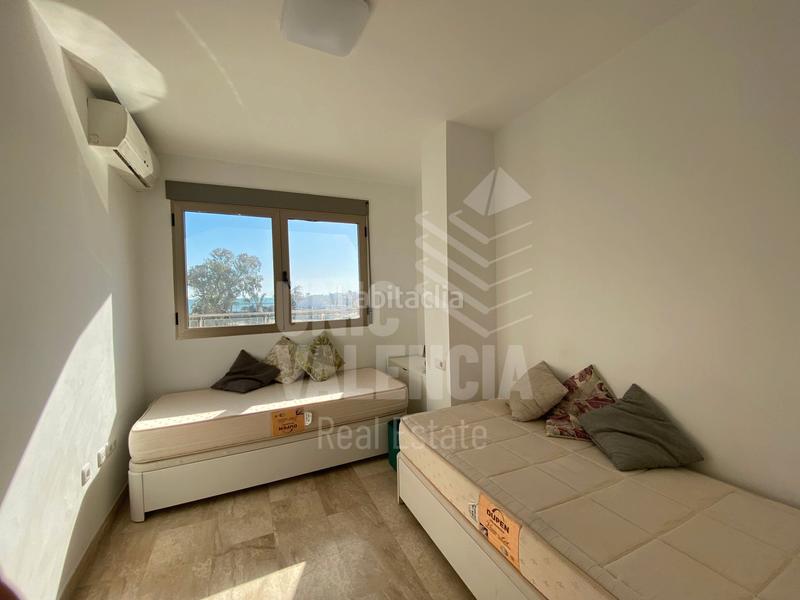 Foto 1a99493a-ddfa-49e7-9fb9-9dfadfdd64f1. Alquiler dúplex ático dúplex con vistas al mar en playa de puzol en Puçol