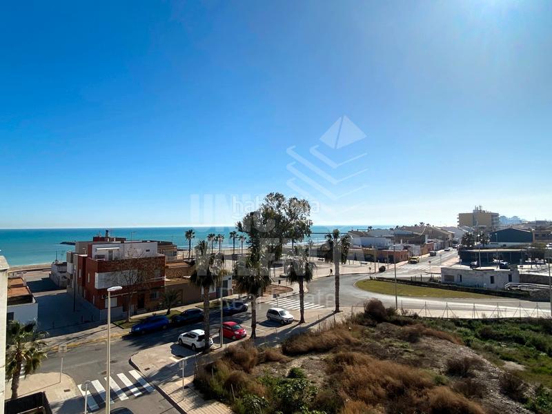 Foto cd05f641-8bf9-48b5-a89b-8f6aa63e322d. Alquiler dúplex ático dúplex con vistas al mar en playa de puzol en Puçol