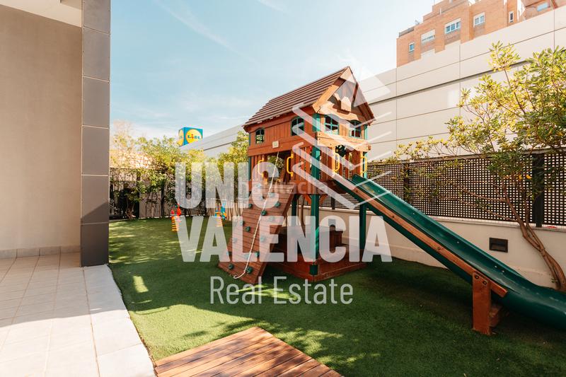 Foto 29810406-dae4-48c4-a56c-44dfcaef0fa0. Rent penthouse with parking pool in Sant Llorenç - Zona Alfahuir Valencia