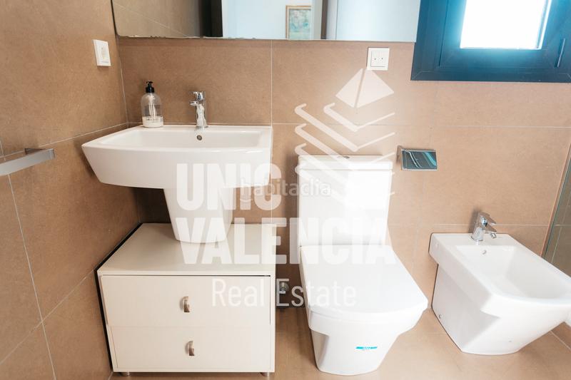 Foto 93e04510-cce3-43b5-8d43-16778f5aef25. Rent penthouse with parking pool in Sant Llorenç - Zona Alfahuir Valencia
