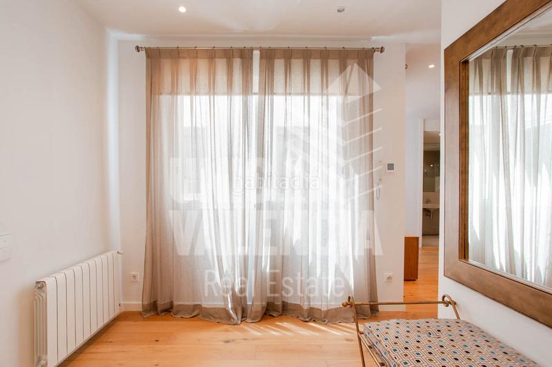 Foto 38d91e90-2f06-47ae-b06f-6f7a569b595a. Rent flat with heating parking in Sant Francesc Valencia