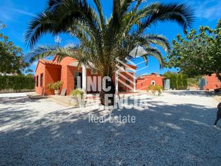 Chalet  Calle número 3 núcleo 38. Chalet en venta junto a urbanización monterreal de torrente