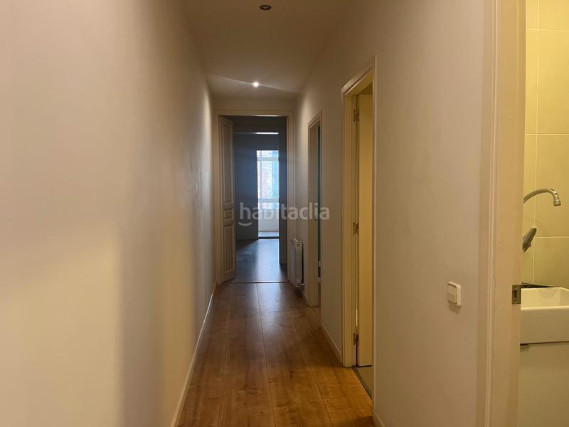 Foto fcbc3bcf-2c38-4553-bb4f-ca9f8c6ab6a7. Flat with heating in L´Antiga Esquerra de l´Eixample Barcelona