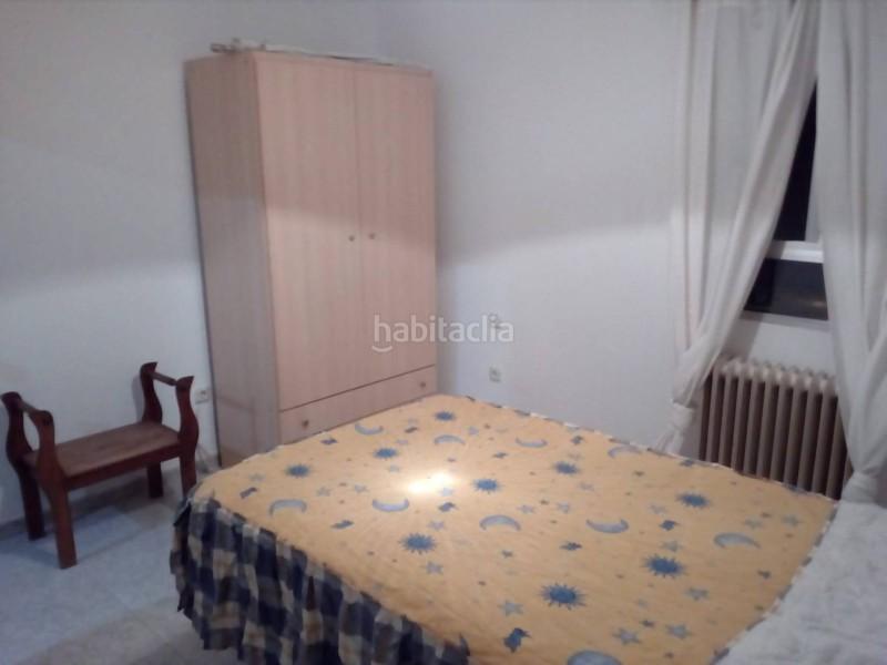 Foto 383ed194-7f13-4368-9596-e58c87309518. Dúplex amb calefacció aparcament a Casco Antiguo Cáceres