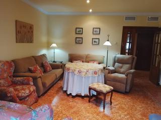 Etagenwohnung in Centro. Piso en venta en cáceres cáceres